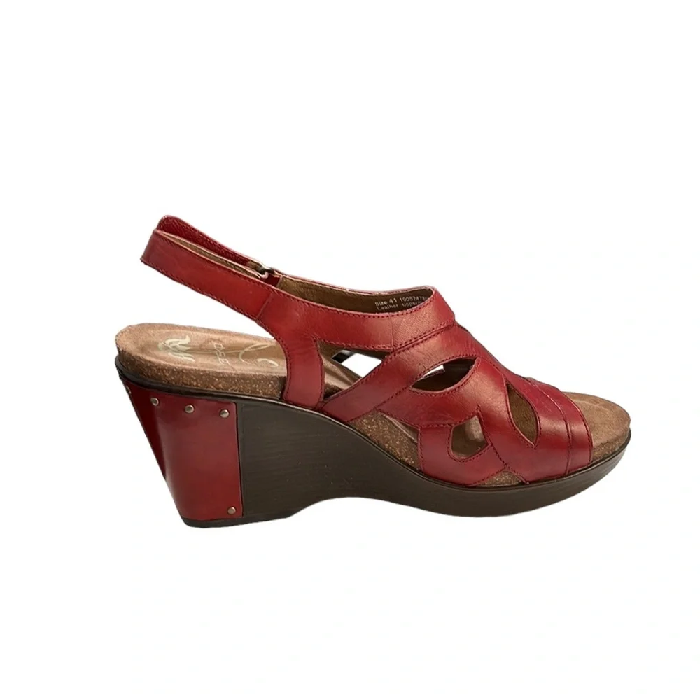 Dansko Felicia Studded Red Leather Comfort Wedges Size 41
